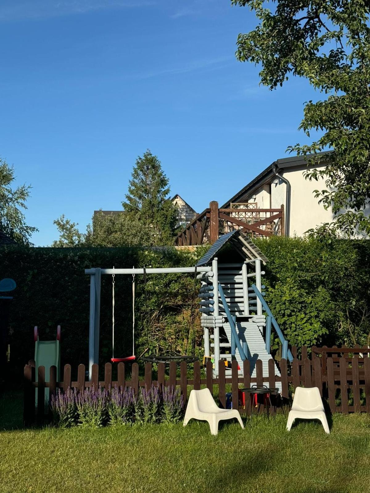 Pokoje Goscinne Ewela Łeba Exterior foto